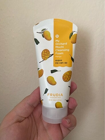 Frudia karma ve yağlı ciltler temizleme jeli köpüksü krem formul