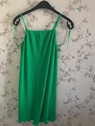 Yeşil zara elbise
