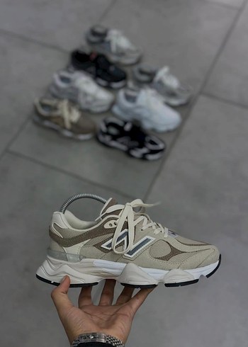 New Balance Bej Beyaz Retro Sneaker