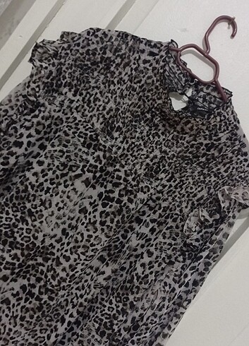 44 Beden Buyuk beden leopar desen bluz