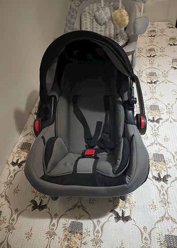 Joie Rahat Ve Guvenli Gri Bebek Tasima Koltugu