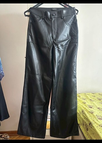 Zara Deri Siyah Midi Kadın Pantolon