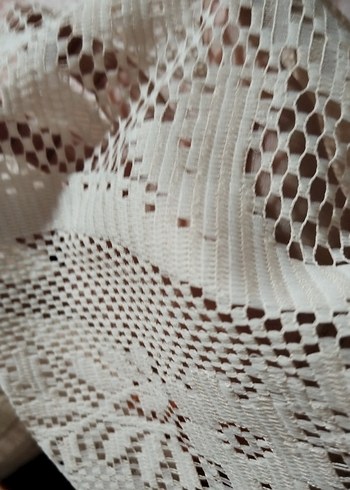 İşlemeli Beyaz Yatak veya masa  Örtüsü - Görsel 3