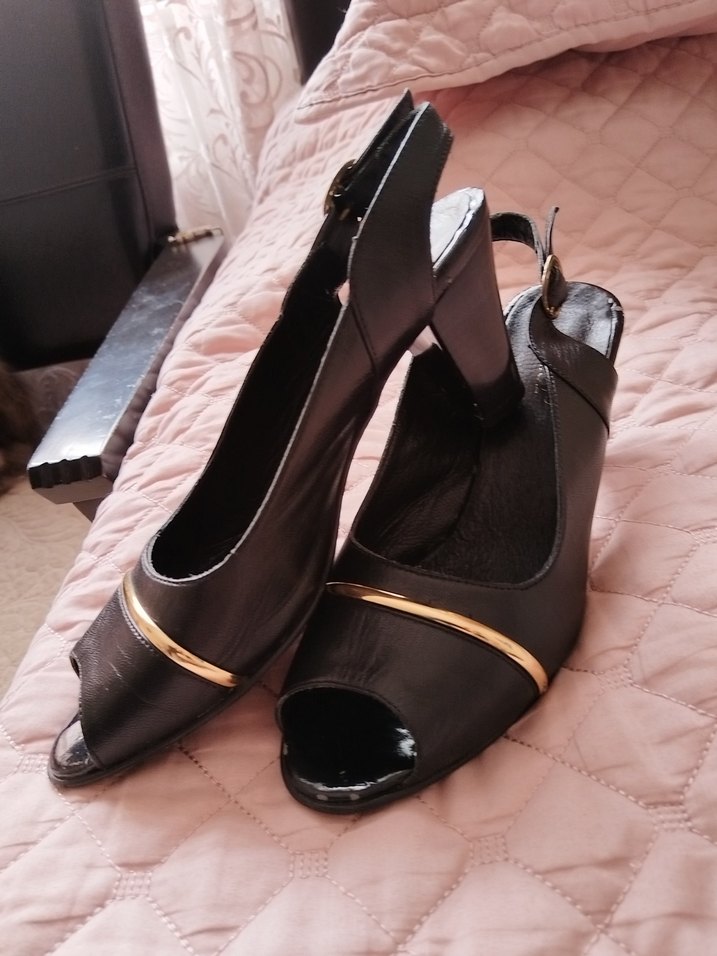 Klasik hakiki Siyah Deri Topuklu Kadın Ayakkabı - Görsel 5