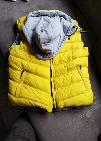 Sarı Kapitone Fermuarlı Erkek Çocuk Yelek - Görsel 4