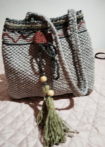Zara Gri Nakışlı Bohem Örgü Kadın Çanta