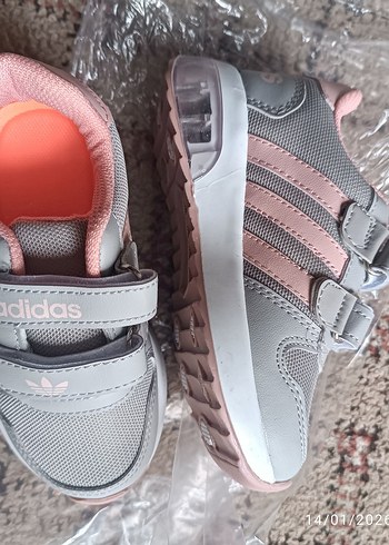 Kız Çocuk Gri Adidas Spor Ayakkabı Velcro - Görsel 3