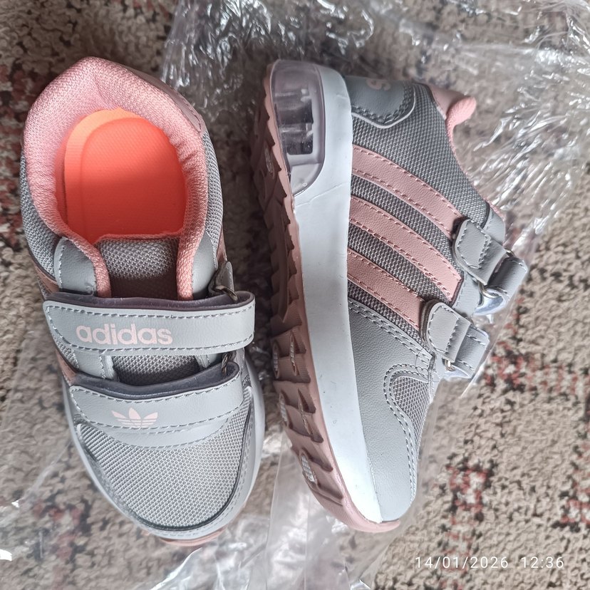 Kız Çocuk Gri Adidas Spor Ayakkabı Velcro - Görsel 3