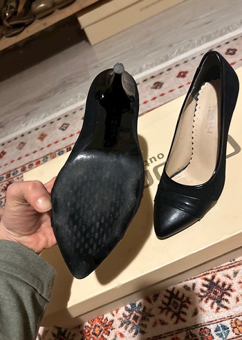 Siyah Pileli Stiletto Topuklu Kadın Ayakkabı - Görsel 4