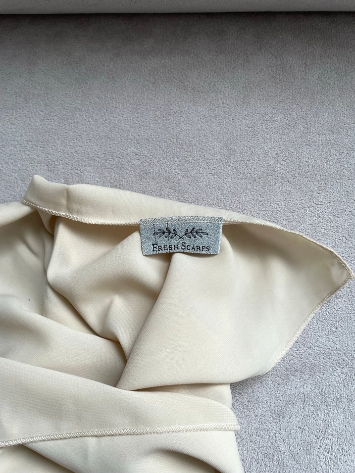 Açık Bej Renkli şal - Görsel 2