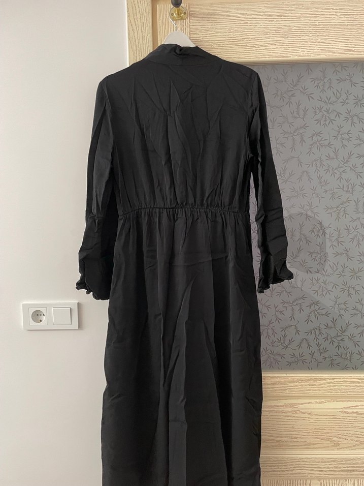 Uzun Siyah Keten Drapeli Ofis Elbisesi - Görsel 5