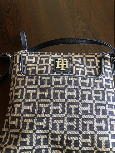  Beden Tommy hilfiger çanta