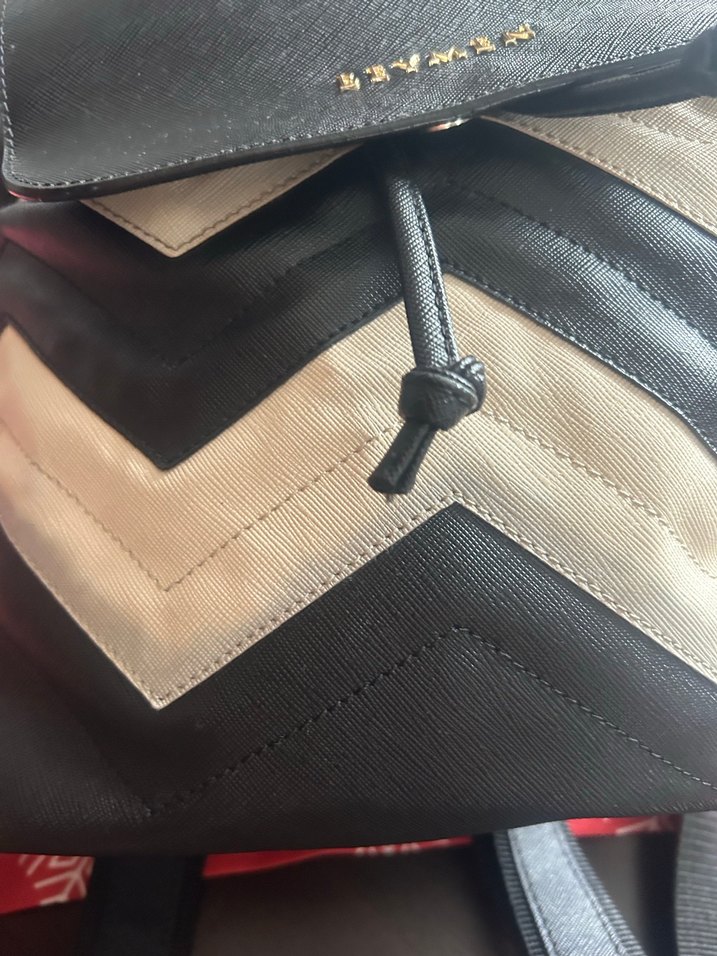 Beymen Siyah Deri Kadın Sırt Çantası - Görsel 4