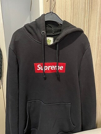 Siyah sweatshirt