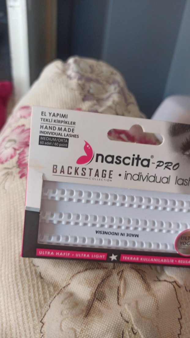 Beyaz Ultra Hafif Tekrar Kullanılabilir Takma Kirpik - Görsel 2