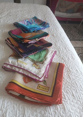 twil ipek eşarp