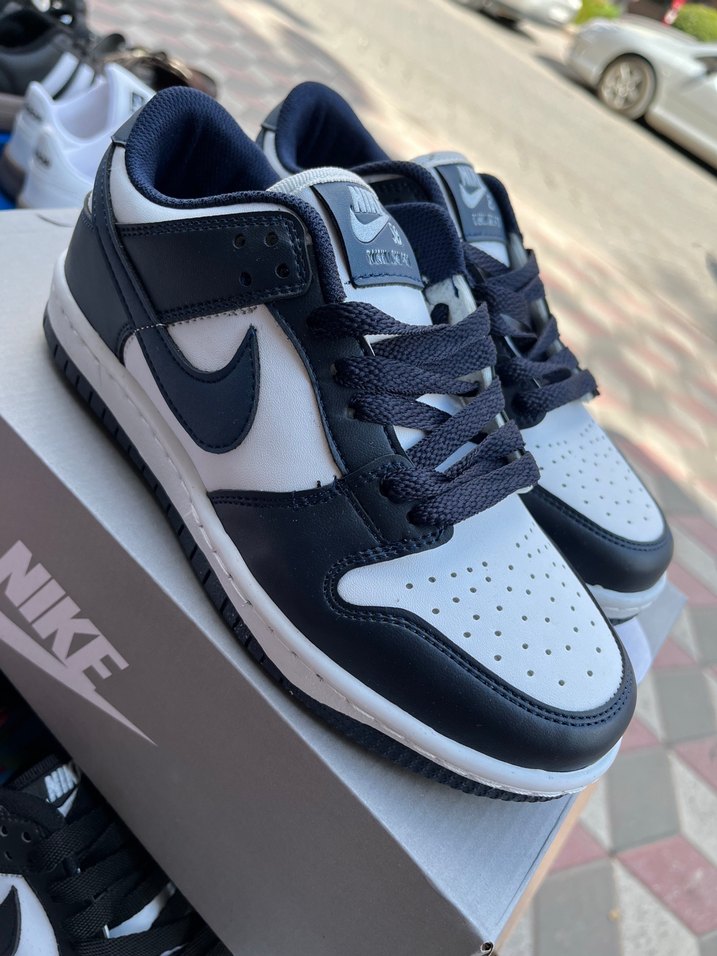 Nike Siyah-Beyaz Düşük Bilekli Sneaker 36-40 aralığı — görsel 5/7