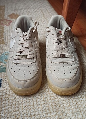 37 Beden Nike Airforce Bej