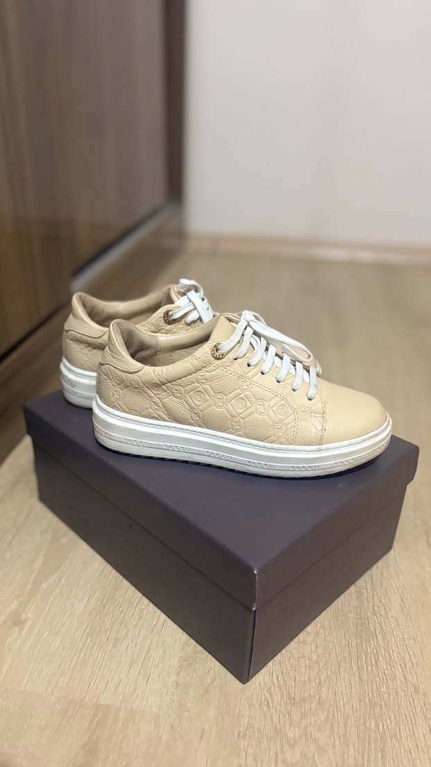 VAKKO ORJİNAL Bej Deri Sneaker — görsel 2/12