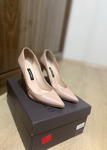 Nine West ürünü