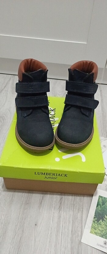 Lumberjack Erkek çocuk bot