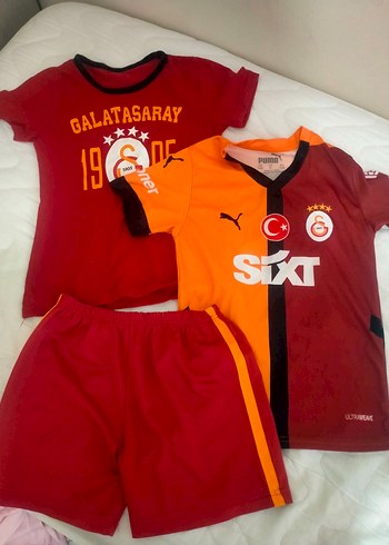 Diğer Galatasaray Cocuk Futbol Takimi Seti