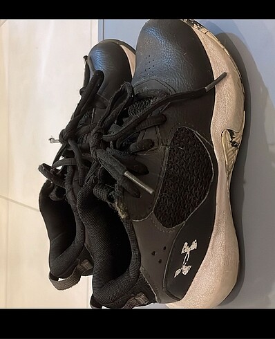 Under armour erkek çocuk spor ayakkabı