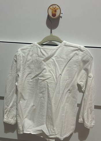 Kız Çocuk Beyaz Bohem Nakışlı Keten Gömlek - Görsel 3