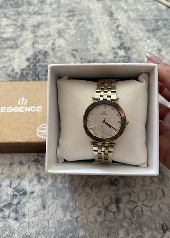 Essence Altın Renk Kadın Saat - Görsel 2