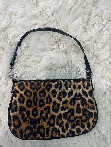 Bershka leopar çanta