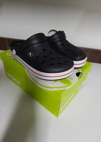 Crocs ürünü