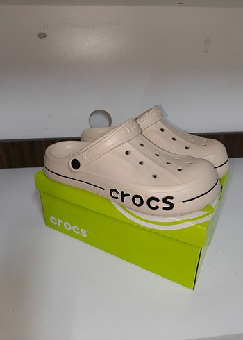 Crocs ürünü