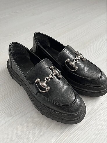 Marjin Loafer
