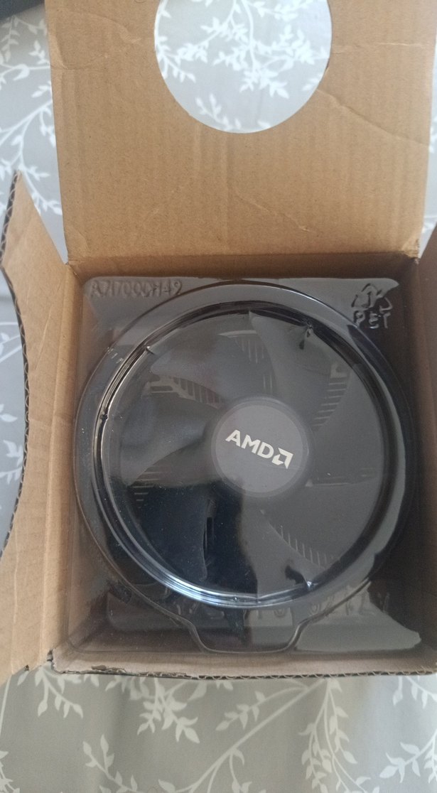 AMD Ryzen 7 2700X İşlemci - Görsel 3