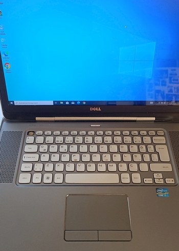 Dell Dizüstü Bilgisayar