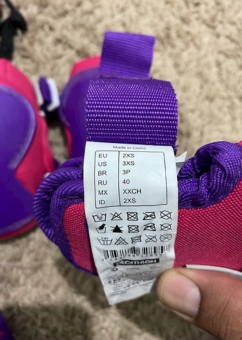 Decathlon paten koruyucu ve kask Mor ve Pembe Kız set - Görsel 5