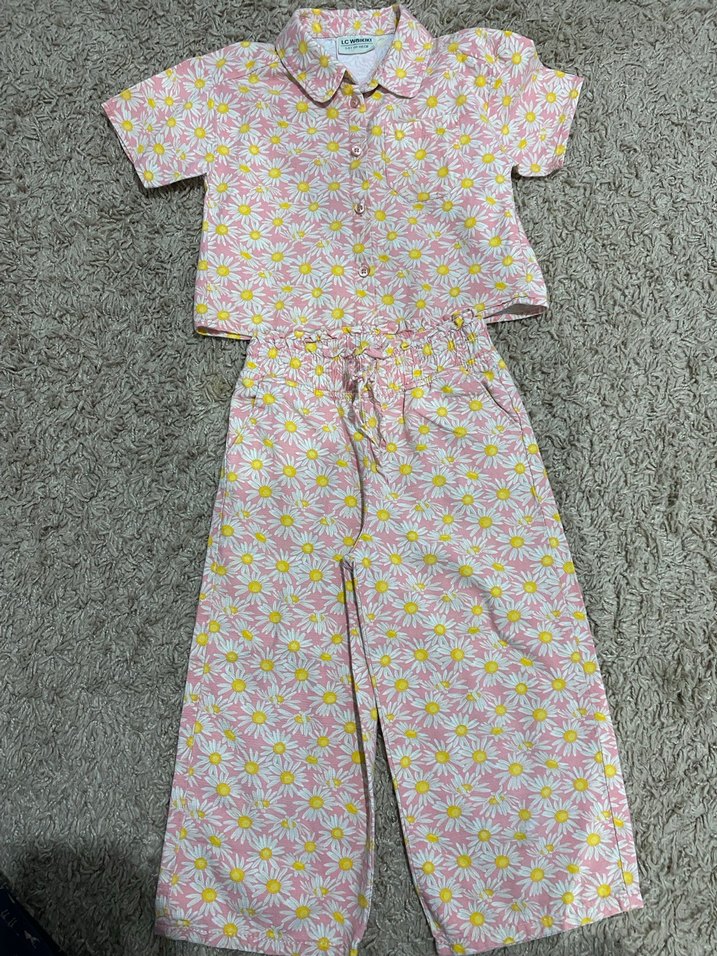 LCW kız takım Düğmeli Papatya Desenli Kız Gömlek - Görsel 3