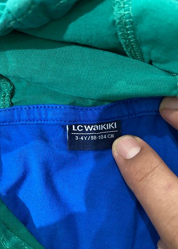 LCW Erkek Çocuk Renkli Baskılı Kısa Kollu Tişört - Görsel 2