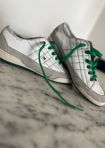 Tommy Hilfiger ürünü