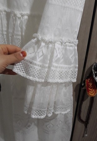 40 Beden beyaz Renk güzel elbisemiz
