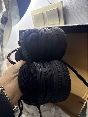 Under Armour erkek koşu ayakkabısı - Görsel 4