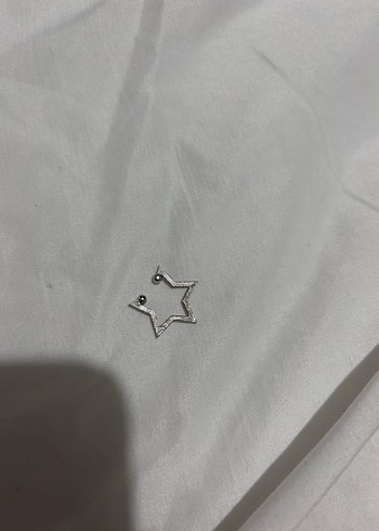 Beyaz Payetli Yıldız Midi Küpe kıkırdak