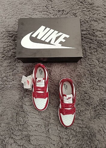 Nike DUNK BORDO ??ORJINAL QR BARKODLU ÜRÜNLER 36-44 NUMARALAR - Görsel 2