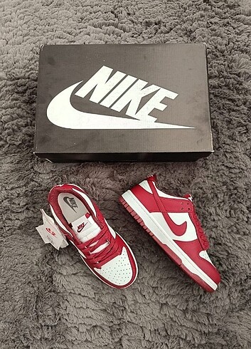 Nike DUNK BORDO ??ORJINAL QR BARKODLU ÜRÜNLER 36-44 NUMARALAR - Görsel 4