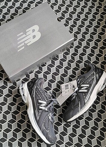 New Balance ????????YENİ ÜRÜN???????? NEW BALANCE 1906 SERİES GRİ ANTRASİT