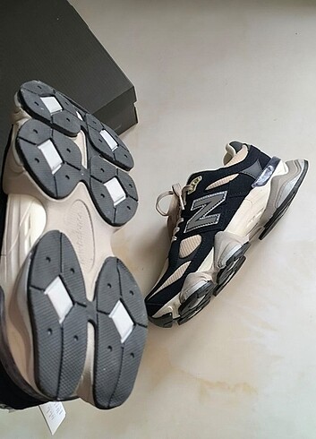 ????????YENİ RENK ???????? NEW BALANCE 9060 Krem LACİVERT KAD