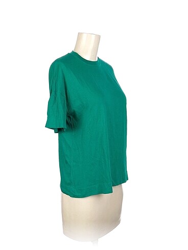 Bershka Bershka T-shirt %70 İndirimli.