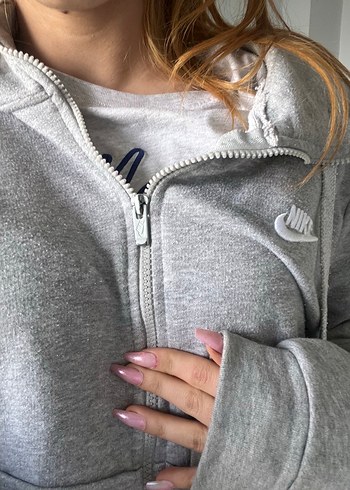 Nike Gri Kapusonlu Fermuarli Sweatshirt