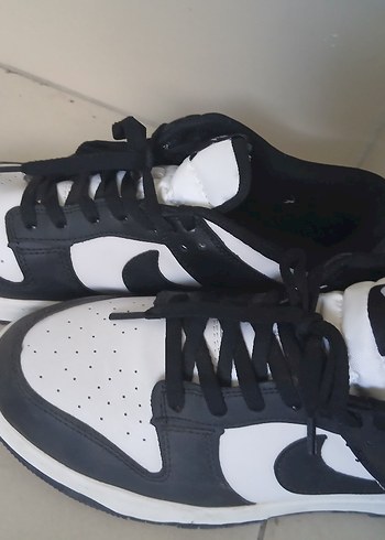 Nike Siyah Beyaz Sneaker