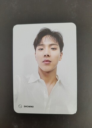 Monsta X photocard